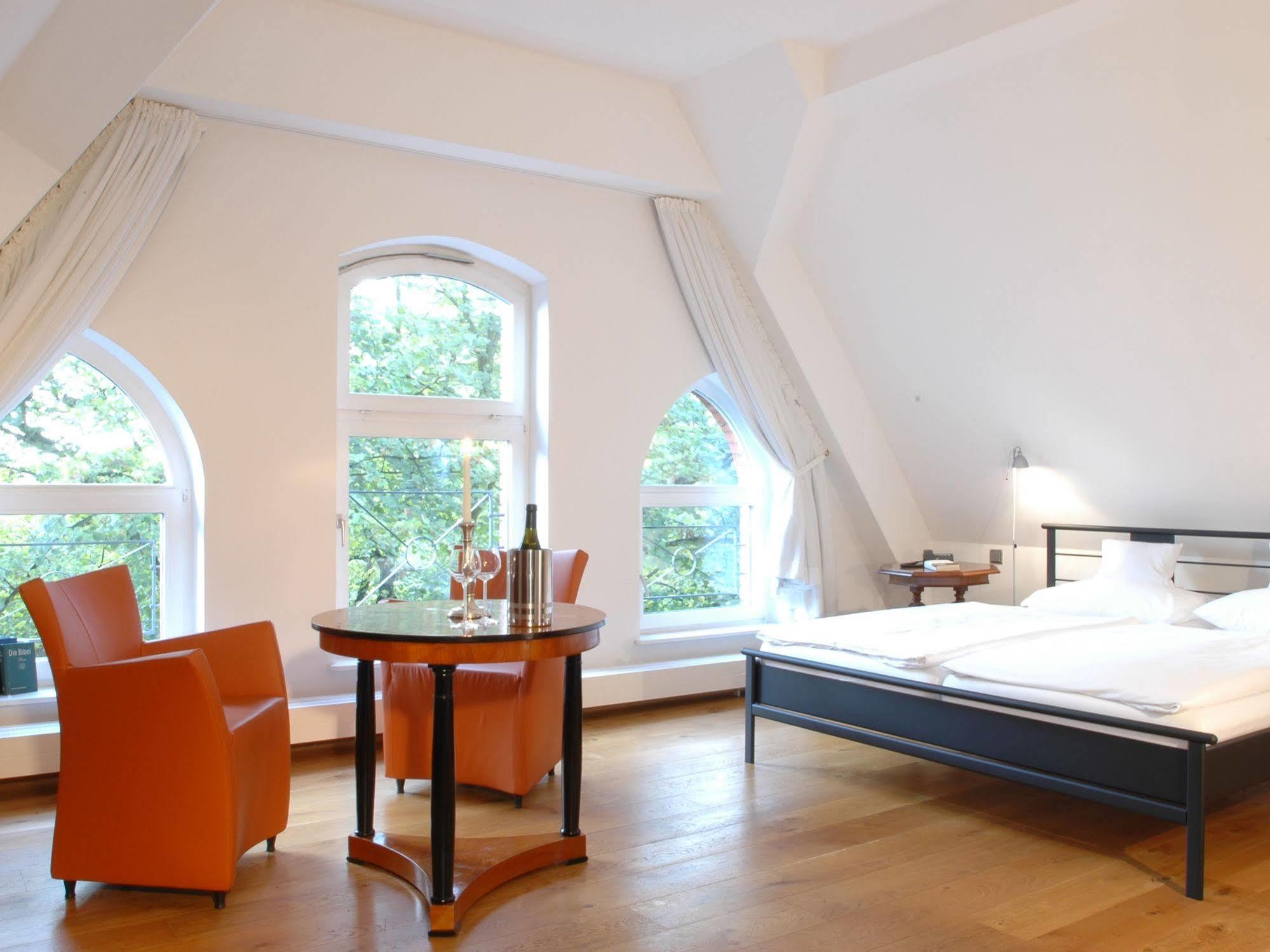 Hotel Mutterhaus Duesseldorf Luaran gambar